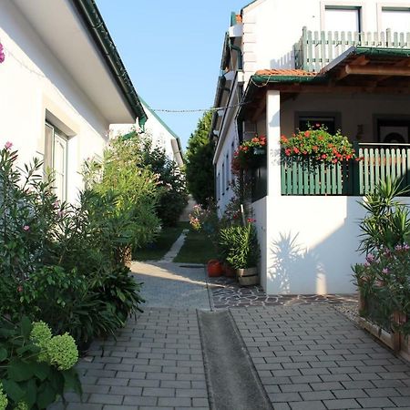 Appartement Blumengassl Mörbisch am See Exterior foto