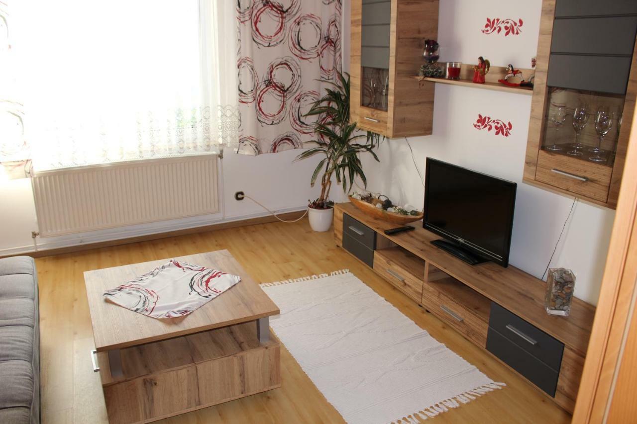 Appartement Blumengassl Mörbisch am See Exterior foto